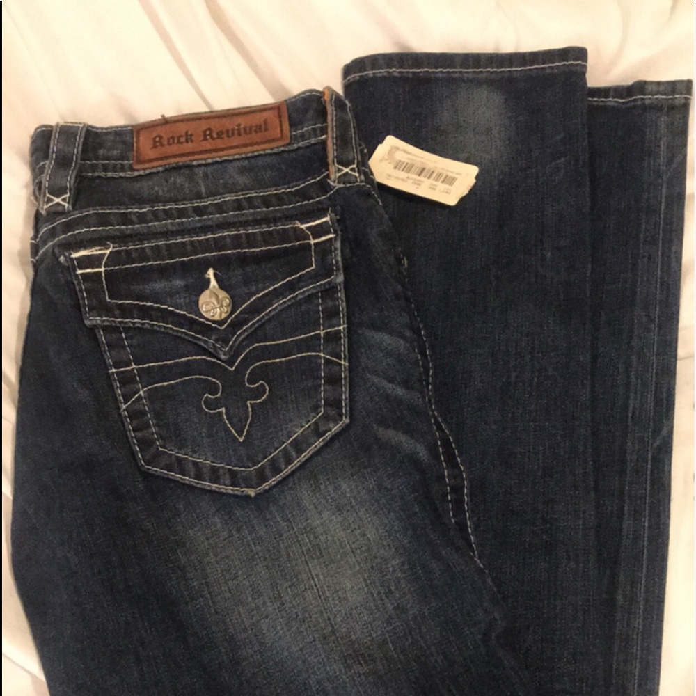 NWT Size 30/32 Skinny Rock Revivals